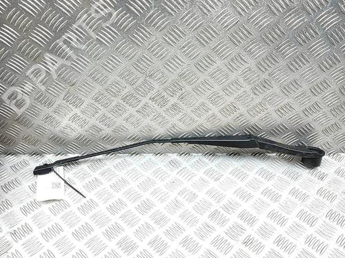 Used Front windshield wiper arm Front windshield wiper arm 36952342 36952342