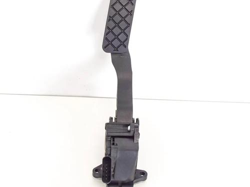 Used Pedal Pedal AUDI A1 (8X1, 8XK) S1 quattro (231 hp) 6756036 6756036