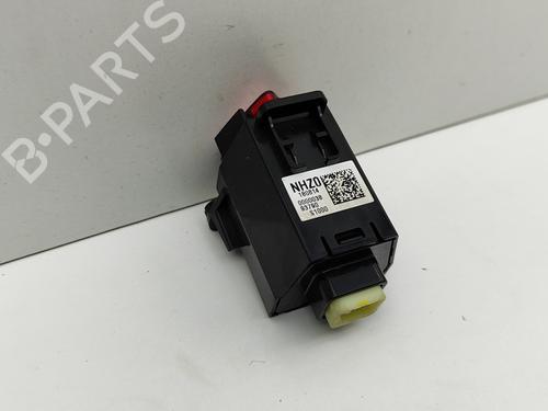 Warning switch HYUNDAI SANTA FÉ IV (TM, TMA) 2.2 CRDi AWD | BP29391613I22 