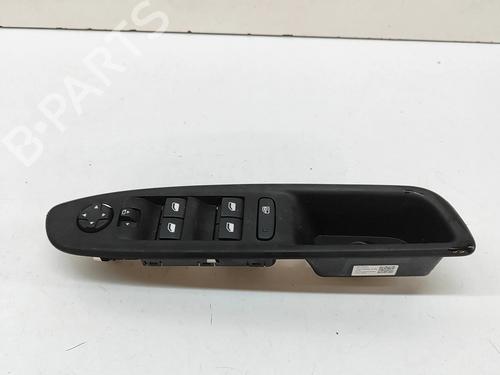 hyre-foran-elrute-bryter-jeep-avenger-j2-2022-28590442 main image