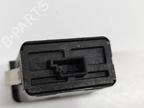 Switch BMW 7 (E38) 735 i, iL | BP24307120I30 