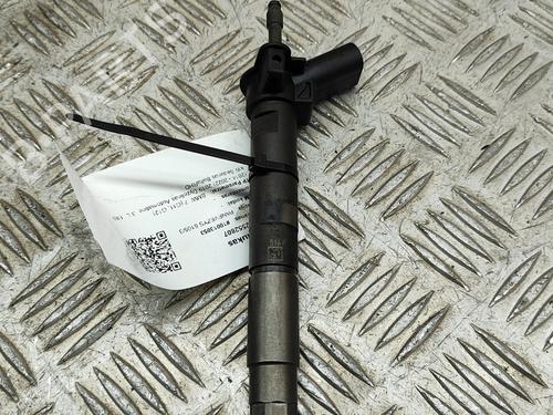 Used Injector BMW 7 (G11, G12) 730 d, Ld xDrive (265 hp) 27766501