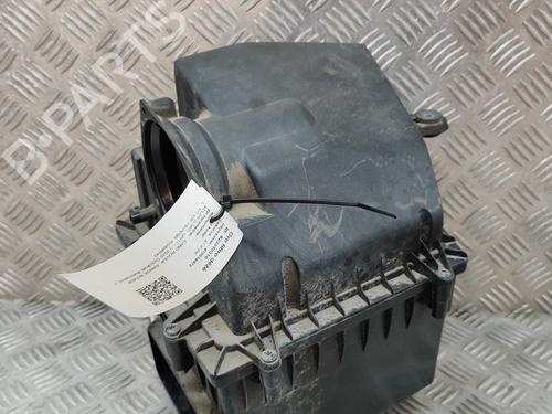 Used Air filter box LAND ROVER RANGE ROVER VELAR (L560) 2.0 D240 SD4 4x4 (241 hp) 16194719
