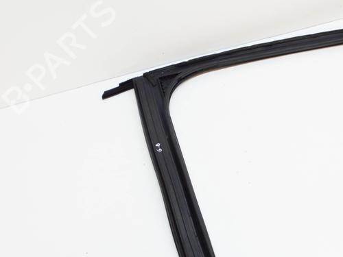 Rubber door seal TESLA MODEL X (5YJX) P100D AWD | BP15375693C142 
