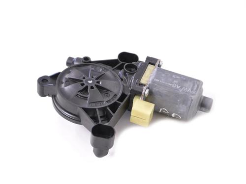 Used Right front window motor AUDI A4 B9 (8W2, 8WC) 2.0 TFSI (190 hp) 30213960