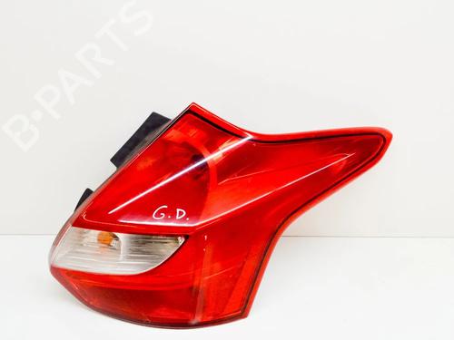 Used Right taillight FORD FOCUS III 1.0 EcoBoost (100 hp) 8073917