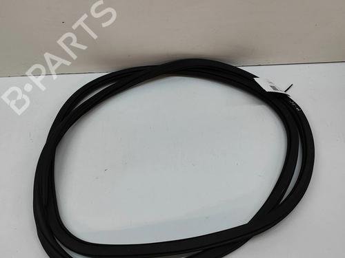 Gummiliste PORSCHE MACAN (95B) 3.0 S Diesel | BP26524141C142