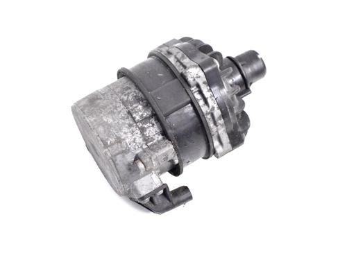 Used Auxiliary water pump BMW 5 (F10) ActiveHybrid (306 hp) 30226675