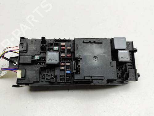 Used Fuse box Fuse box LAND ROVER DISCOVERY V (L462) D300 MHEV 4x4 (300 hp) 33390194 33390194