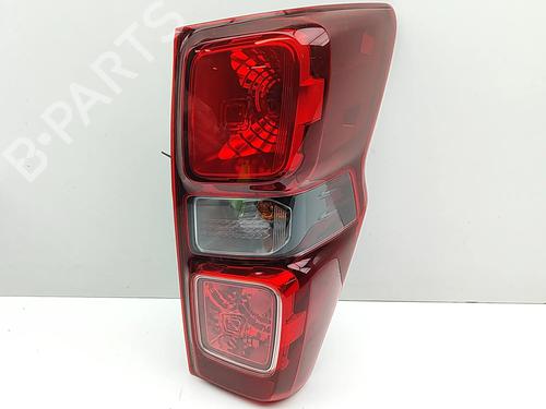 Used Right taillight ISUZU D-MAX II (TFR, TFS) 1.9 Ddi 4x4 (TFS87J) (163 hp) 31047400