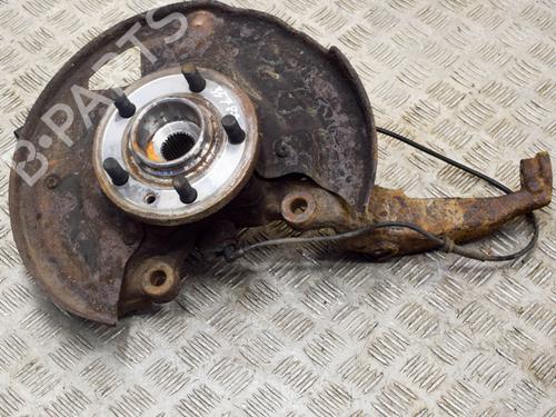 Used Left front steering knuckle LAND ROVER DISCOVERY III (L319) 2.7 TD 4x4 (190 hp) 14639615