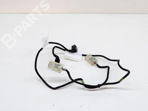 Elektronisk modul TESLA MODEL S (5YJS) 75 | BP8895285M83 