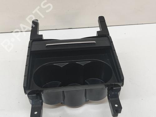 Portabicchieri/Oggetti SKODA SUPERB III Estate (3V5) 2.0 TDI (150 hp) 28566687