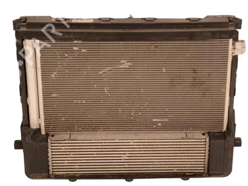 Used Radiator set BMW 5 (G30, F90) 525 d (211 hp) 30229558