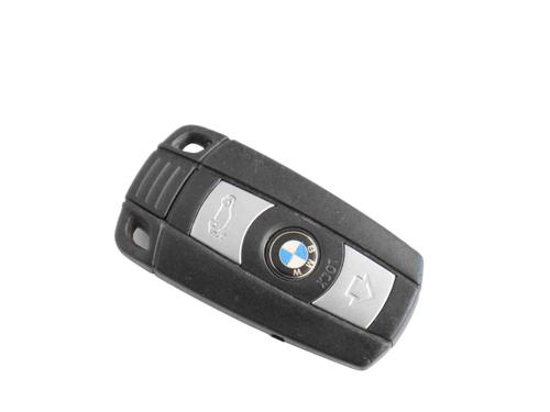 Used Electronic module BMW 6 Convertible (E64) 635 d (286 hp) 30240923