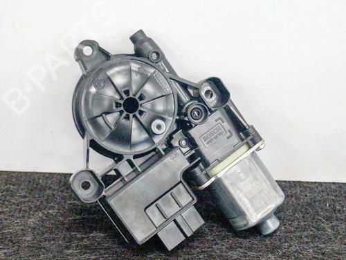 Used Right rear window motor Right rear window motor SEAT LEON (5F1) 2.0 TDI (150 hp) 6743459 6743459