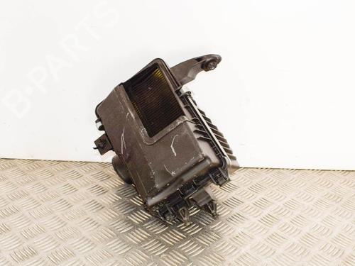 Used Air filter box NISSAN QASHQAI II SUV (J11, J11_) 1.5 dCi (110 hp) 6742700