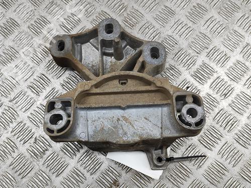 Used Engine mount MERCEDES-BENZ SPRINTER 3-t Van (B910) 214 CDI (910.621, 910.623) (143 hp) 30108139