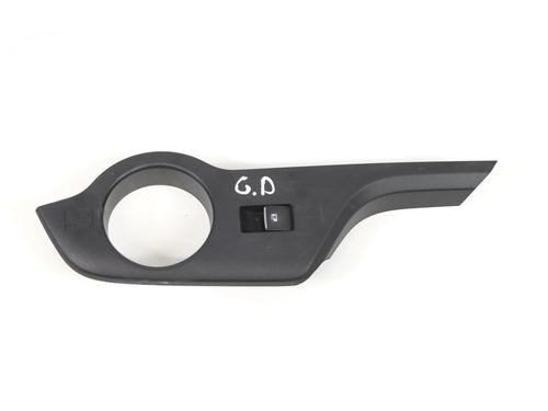 right-rear-window-switch-toyota-c-hr-_x1_-2016-33341318 main image