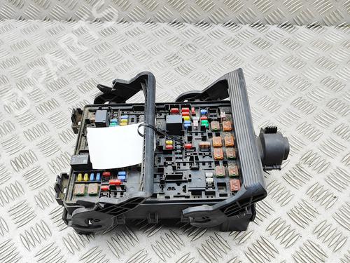Used Fuse box CADILLAC ESCALADE 6.2 AWD (426 hp) 30394607