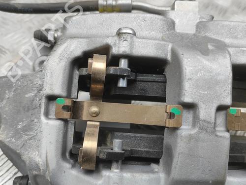 Left front brake caliper TESLA MODEL Y (5YJY) Long Range All-wheel Drive | BP33624679M105  - Image 5