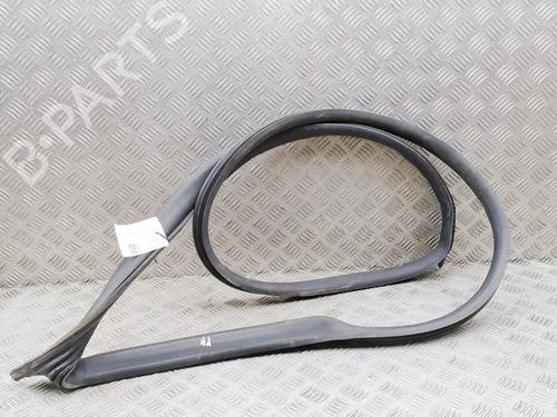 Used Rubber door seal Rubber door seal MASERATI GHIBLI III (M157) 3.0 D (275 hp) 39884396 39884396