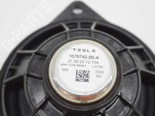 Speaker TESLA MODEL Y (5YJY) EV Performance All-wheel Drive | BP28547801E2 
