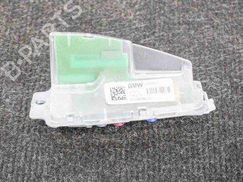 Antenne/Halterung für BMW 1 (F20) M 135 i (320 hp) 8826934