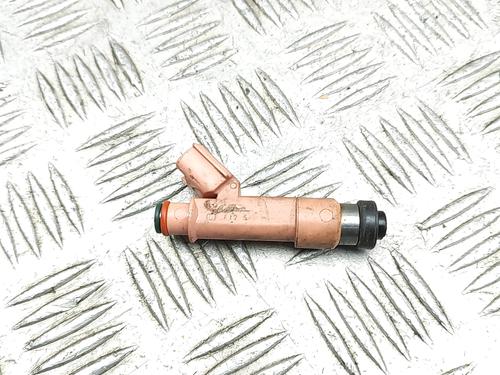 Inyector TOYOTA YARIS (_P13_) 1.5 Hybrid (NHP130_) (101 hp) 32238939