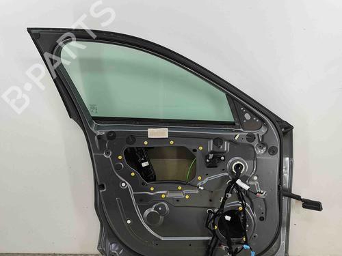 Left front door JAGUAR F-PACE (X761) 2.0 TD4 | BP29829695C2