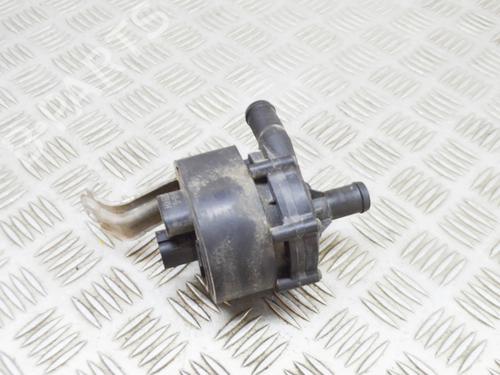 Used Auxiliary water pump Auxiliary water pump TESLA MODEL X (5YJX) P100D AWD (772 hp) 15376940 15376940