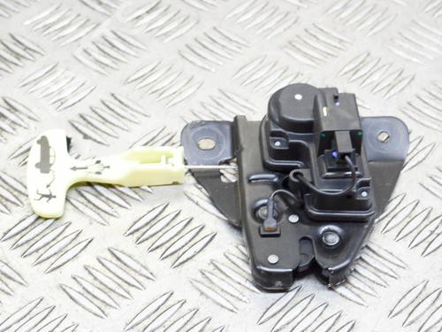 Used Tailgate lock MASERATI QUATTROPORTE VI 3.0 D (275 hp) 8842361