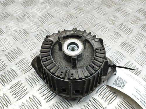 Used Engine mount Engine mount MERCEDES-BENZ E-CLASS Convertible (A207) E 220 CDI (207.402) (163 hp) 33381361 33381361