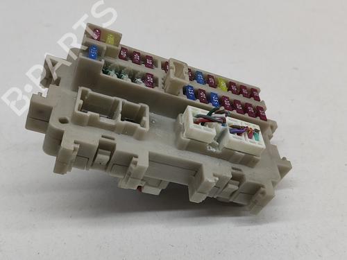Used Fuse box NISSAN NAVARA NP300 (D40) 2.5 dCi 4WD (D40TT, D40T, D40M, D40BB) (190 hp) 21809521