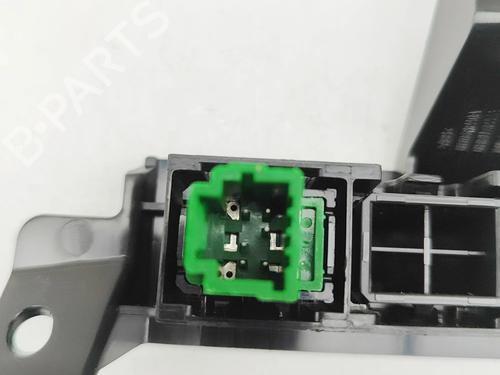 Switch NISSAN JUKE (F16_) DIG-T 117 | BP35957718I30 - Image 8