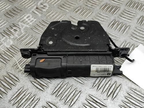 tailgate-lock-bmw-3-f30-f80-2011-2012-2013-2014-2015-2016-2017-2018-33382361 main image