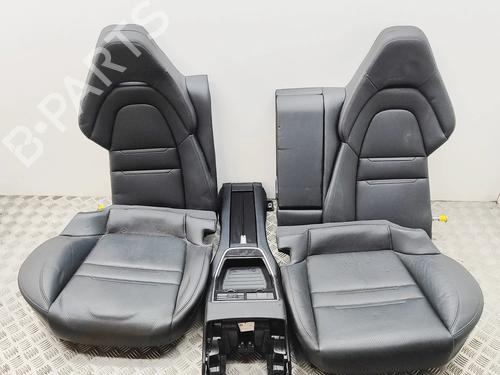 rear-seat-porsche-panamera-971-2016-2017-2018-2019-2020-2021-2022-2023-37669338 main image