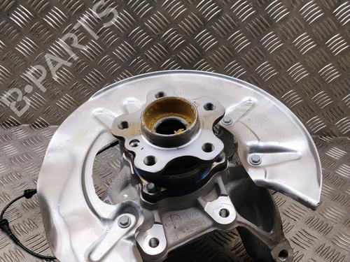 Used Right rear steering knuckle Right rear steering knuckle BMW X5 (G05, F95) xDrive 40 i (340 hp) 40605537 40605537