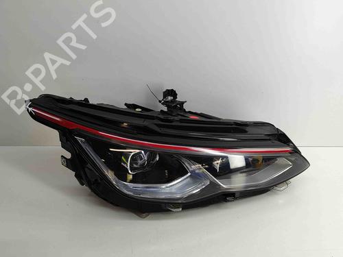 Used Right headlight VW GOLF VIII (CD1, DA1) 2.0 TSI (190 hp) 28302635
