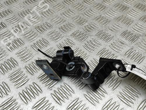 Used Hinge/Door check strap Hinge/Door check strap PORSCHE MACAN (95B) 2.0 (252 hp) 33383177 33383177