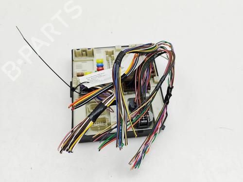 Used Fuse box Fuse box RENAULT MASTER III Van (FV) 2.3 dCi 145 FWD (FV0E, FV0F, FV0H, FV02, FV0M, FV0S,... (146 hp) 34218064 34218064