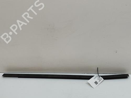 Used Door moulding trim JEEP AVENGER (J2) Electric (156 hp) 28560831