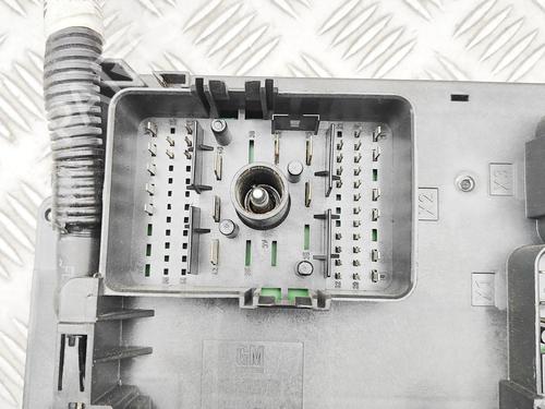 Fuse box SAAB 9-4X 3.0 XWD | BP38565667E1 - Image 7