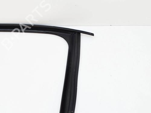 Rubber door seal TESLA MODEL X (5YJX) P100D AWD | BP15375693C142 