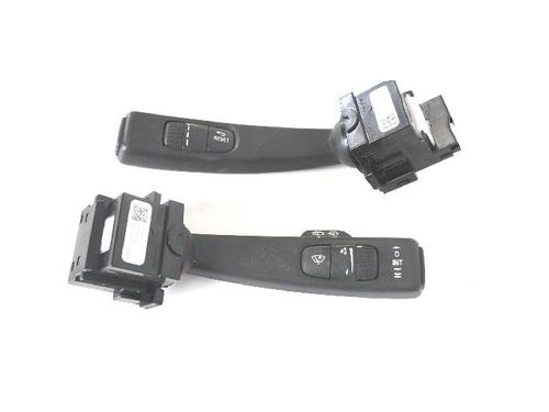 Used Steering column stalk VOLVO XC60 I SUV (156) D4 (190 hp) 30259049