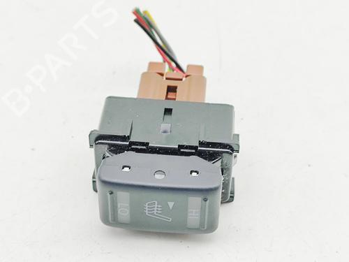 Used Switch Switch NISSAN 370Z Coupe (Z34) 3.7 (332 hp) 33985658 33985658
