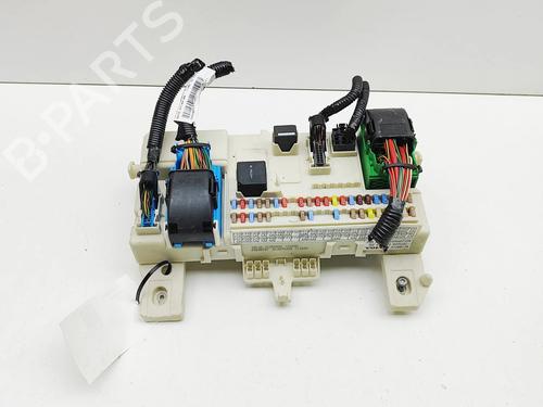 Used Fuse box Fuse box ASTON MARTIN DB9 Volante 6.0 V12 (476 hp) 34443247 34443247