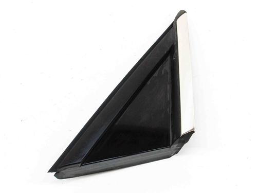 Used Front right quarter glass PEUGEOT 5008 (0U_, 0E_) 1.6 HDi (112 hp) 9228251