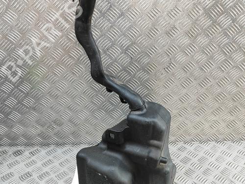 Used Windscreen washer tank INFINITI Q30 1.6 (156 hp) 28564082