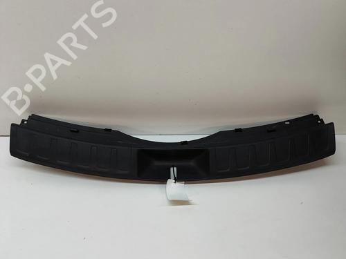 Used Tailgate trim Tailgate trim LEXUS UX (_AA1_, _AH1_, _MA1_) 250h (MZAH10) (184 hp) 27768131 27768131